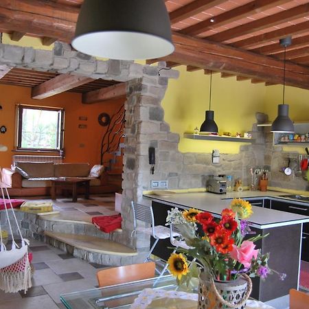 La Casa In Collina Villa ซานมีเนียโต ภายนอก รูปภาพ