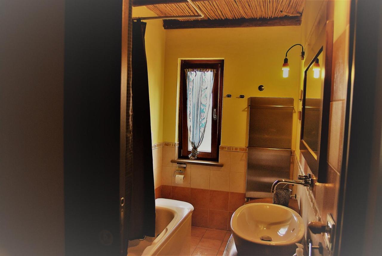 La Casa In Collina Villa ซานมีเนียโต ภายนอก รูปภาพ